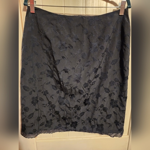 Oscar de la Renta midi skirt - Picture 2 of 6